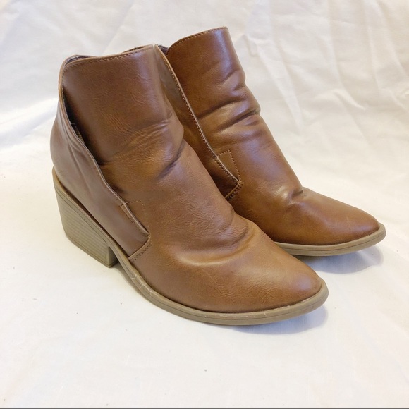 Apt. 9 Shoes - Apt. 9 Cognac Ankle Boots